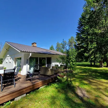 Puhkemaja Saunaga Romeda